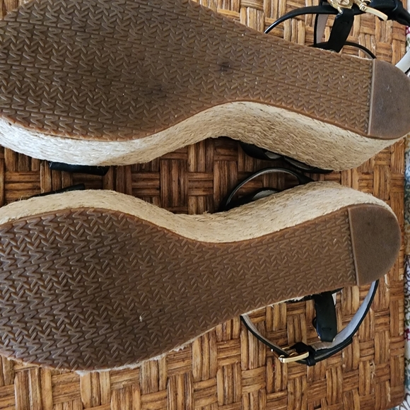 MICHAEL KORS Black Leather JALITA Jute PLATFORM Strappy MK Logo SANDALS - Picture 3 of 16